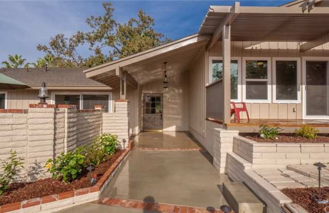 1131 Glenaire Drive Gallery 4