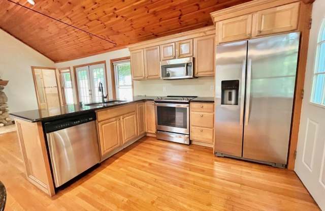 8 Anton Place photos photos