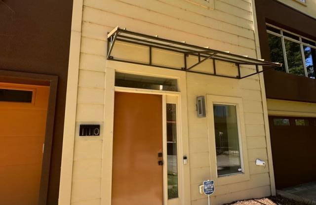 Vertical Loft photos photos