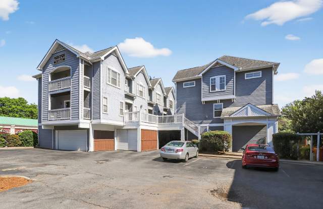 3-Story Townhome in Historic Fourth Ward – Uptown Living photos photos