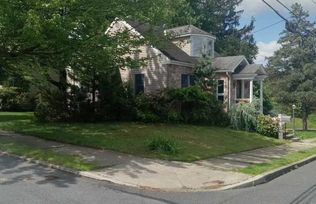 250 Wagner Avenue photos photos