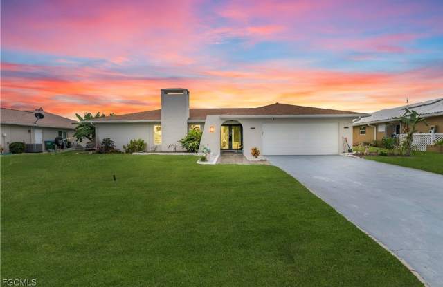 3746 SE 1st Place photos photos 3746 SE 1st Place photos photos