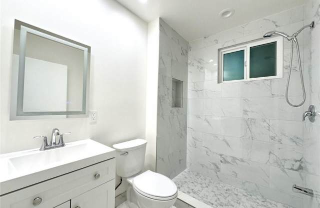 15210 Cohasset Street photos photos