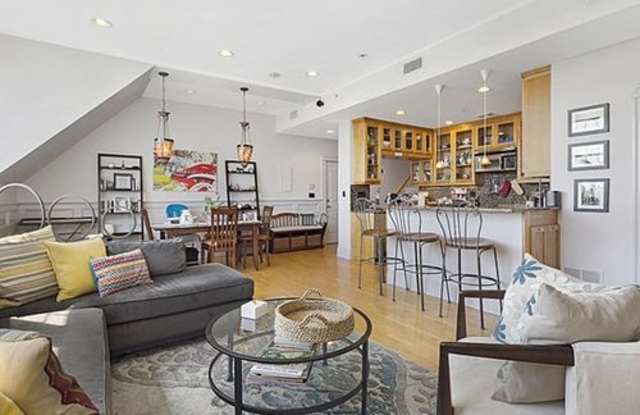 110 O Street Gallery 3