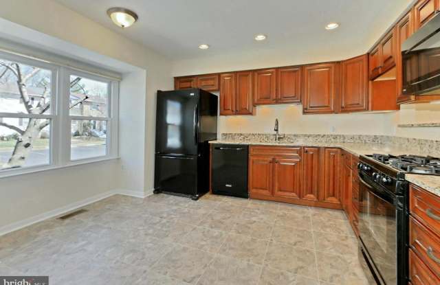 3064 SOUTHERN ELM COURT Gallery 4