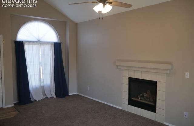 2063 Fairweather Way Gallery 3
