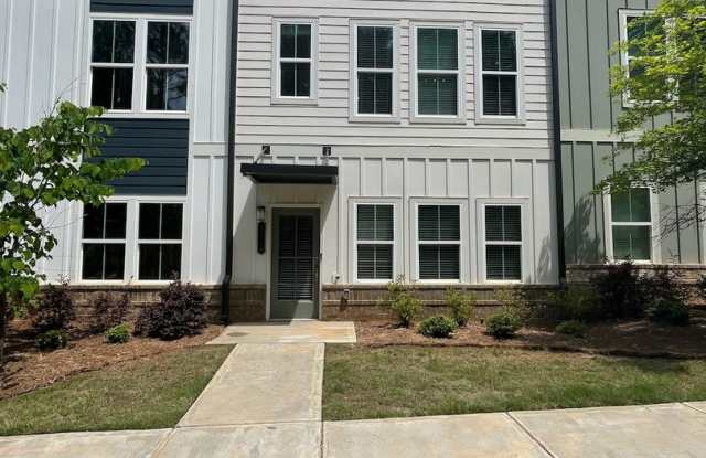Amenities and Location Make this 3-Level Townhouse Amazing photos photos