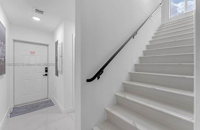 26144 SW 146th Ct Gallery 4