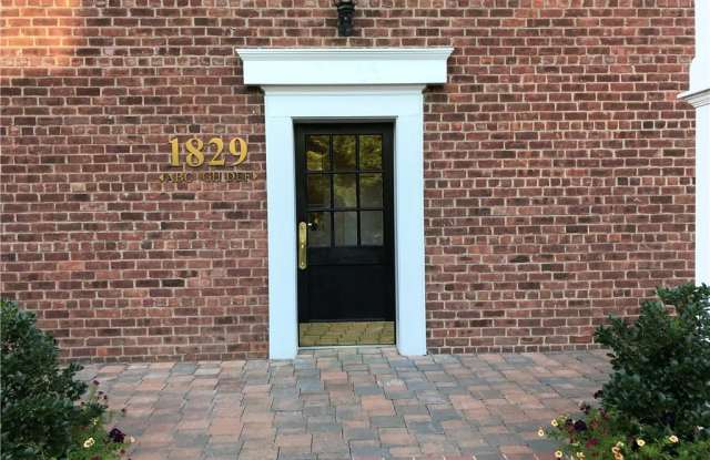 1829 Palmer Avenue Gallery 4