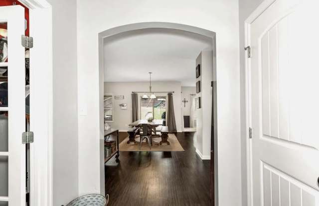 7709 North Catawba Circle Northwest photos photos