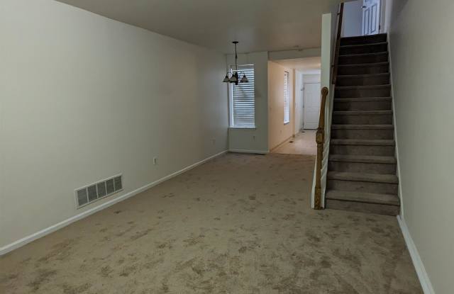 1124 North Walnut Street - 1 Gallery 2