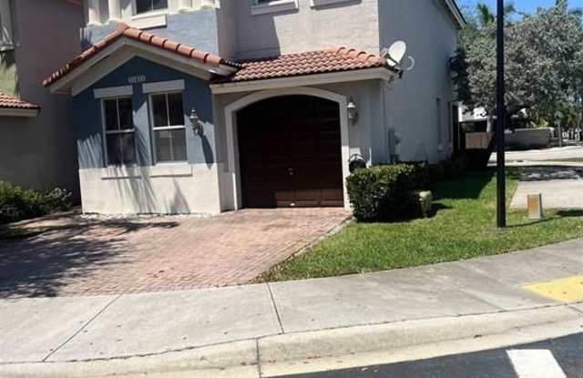 11473 NW 81st Ln - 11473 Northwest 81st Lane, Doral, FL 33178