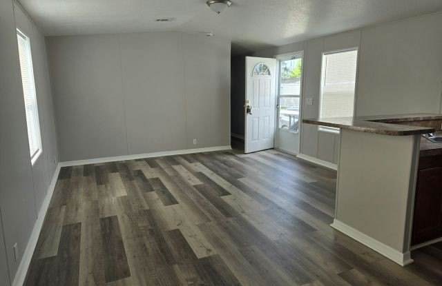 119 Elderberry Lane Gallery 2