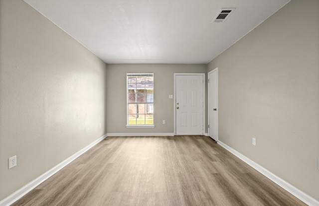 12027 Roddy 2 BR 1 Bath Remodel!!    $1150 Gallery 4