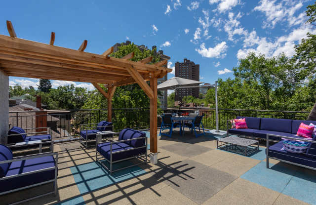 1360 N Williams Gallery 3