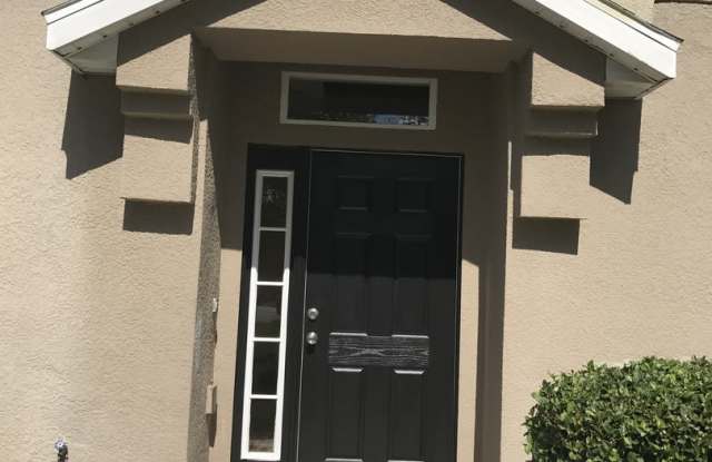 Great 2 Bedroom 2 Bath Home located in the Pemberly Pines Community Gallery 4