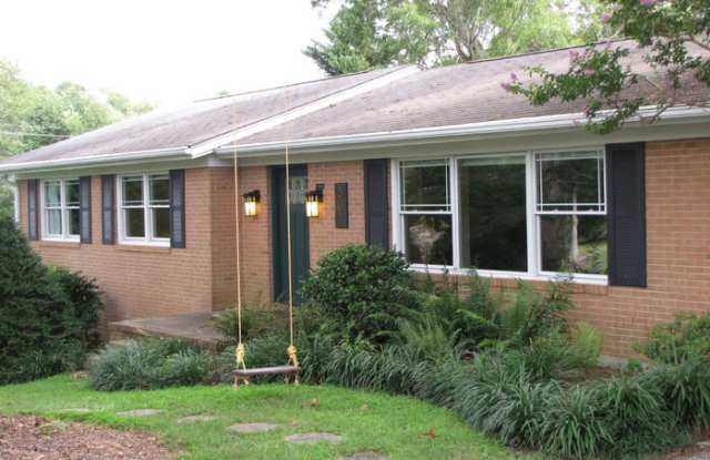 501 Parkview Drive photos photos