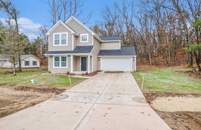 501 East Apple Avenue - 501 East Apple Avenue, Muskegon, MI 49442