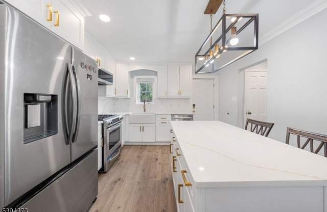 125 Meisel Ave - 125 Meisel Avenue, Union County, NJ 07081