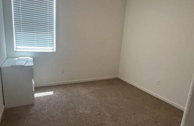 6335 Katrina Drive Gallery 4