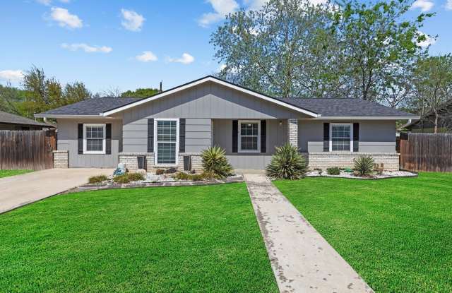 236 Glenbrook Gallery 2