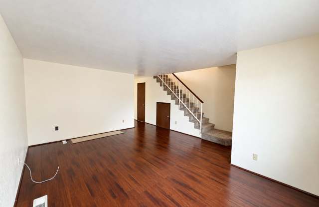 632 E Main St Gallery 2