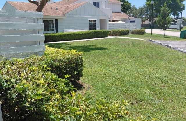 13776 SW 149TH CIR Lane Gallery 4