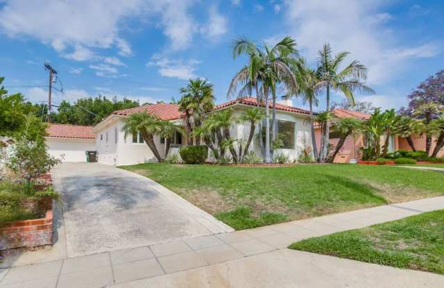 Charming 3 Bedroom Kensington Home photos photos Charming 3 Bedroom Kensington Home photos photos