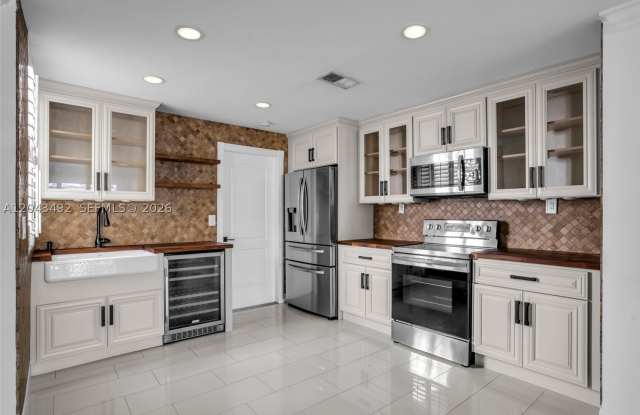 1231 Sorrento Dr Gallery 2