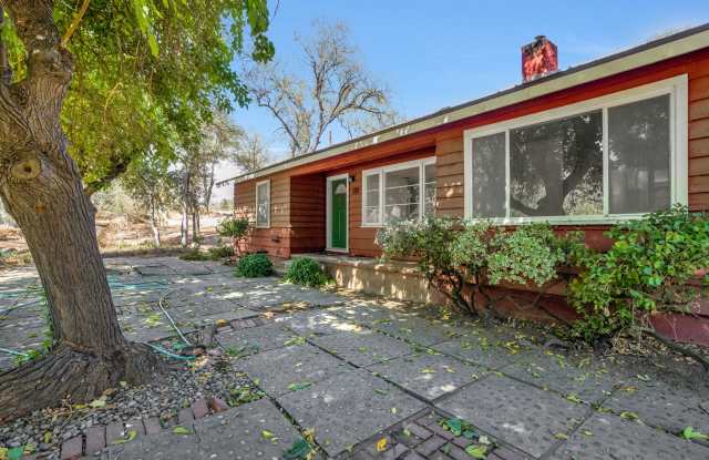 31638 Lodge Road Gallery 4