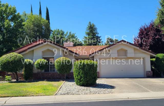 Woodcreek, West Roseville Single Story, , 4 Bed 2 Bath Large yard with Covered Patio and Shed with Gardner photos photos