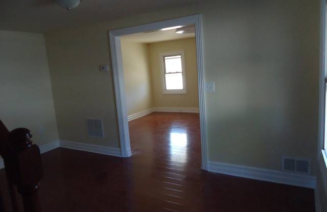 113 Hibernia Avenue Gallery 4