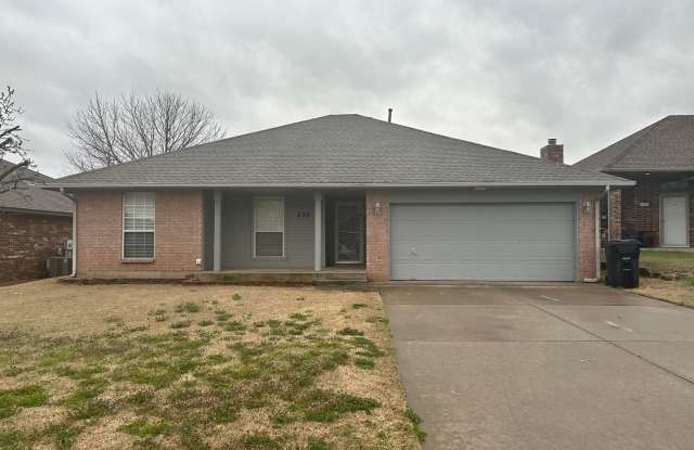 3bed/2bath House Available for Rent in Moore Close to I-35!! photos photos