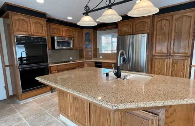 SPACIOUS 4 BEDROOM HOME IN SOUTH SALINAS photos photos