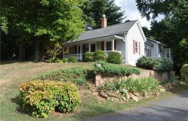 629 Cloister Drive - 629 Cloister Drive, Winston-Salem, NC 27127