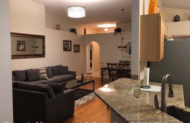 2118 Sandridge Cir Gallery 3