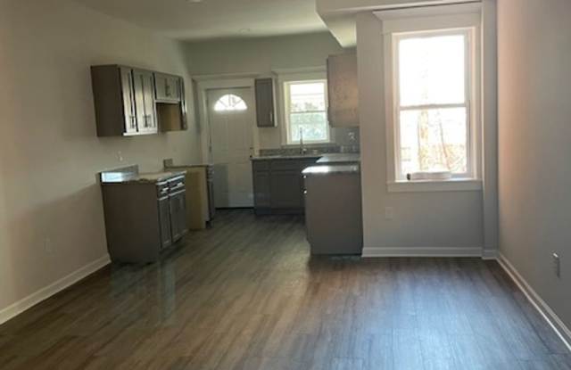 Beautifully Updated Townhome in Prime Location – Move-In Ready! photos photos