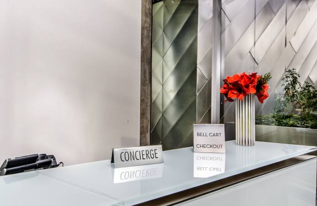 Sky-High Living at CityCenter – Furnished Corner Suite with Breathtaking Strip & Mountain Views Gallery 4