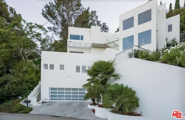 3909 MURIETTA Avenue Gallery 2