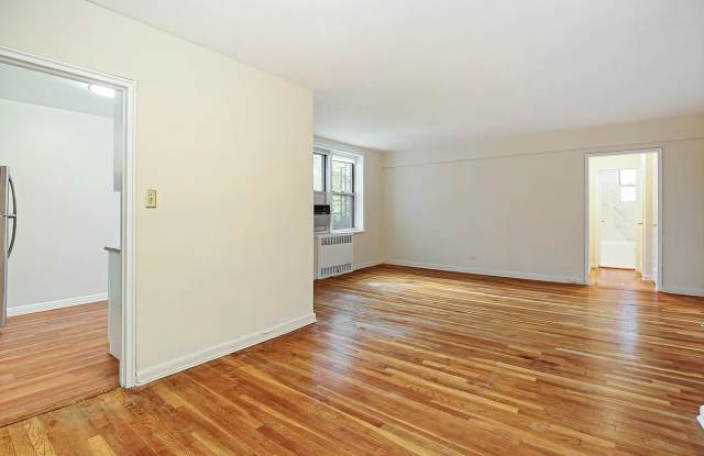 5620 Netherland Ave photos photos