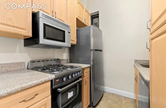 350 West 56th Street photos photos