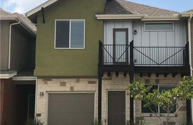 Crestview Station 3-bed/2.5 bath Townhome - 7606 Wildcat Pass, Austin, TX 78757