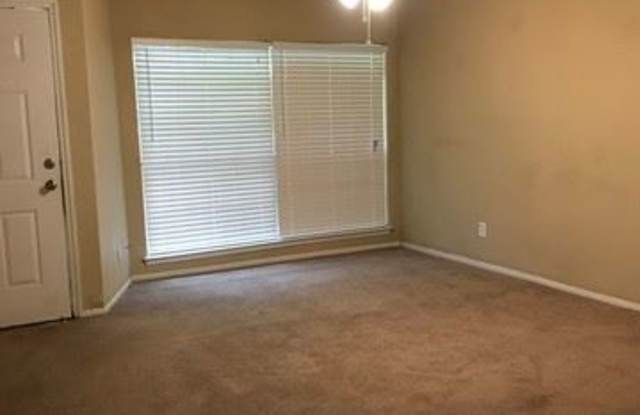 1007 Honey Tree Gallery 4