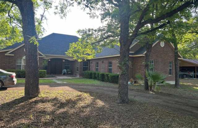 116 Guyler Lane Gallery 1