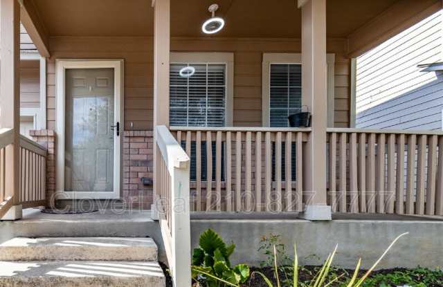 5826 Bronco Way Gallery 4
