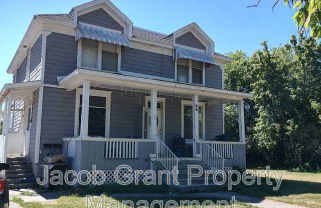 66 N Stout -2 photos photos
