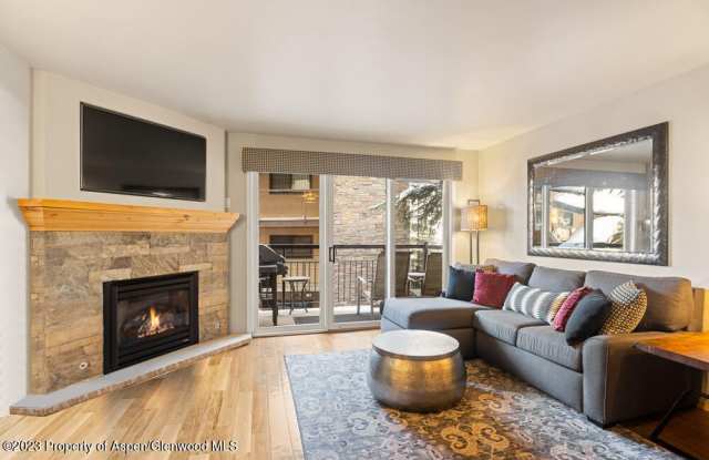 400 Wood Road unit: 2113H photos photos