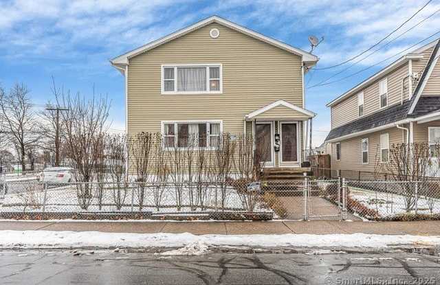 168 Hollister Avenue photos photos