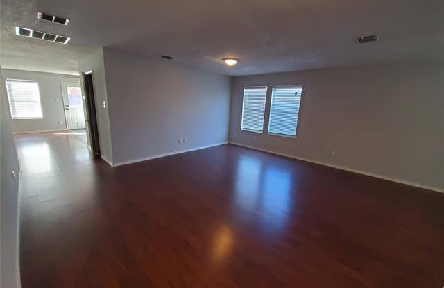 4507 Green Meadow Drive Gallery 4