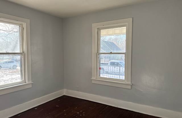 2200 S. 13th Street photos photos